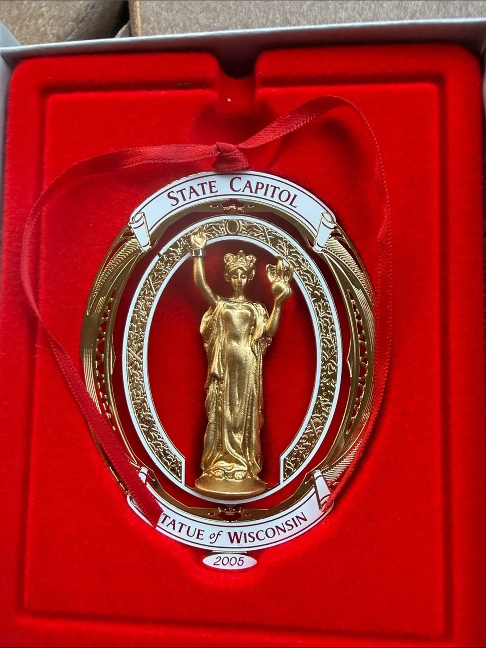 Wisconsin State Capitol Ornament 2005 24K Gold Plated